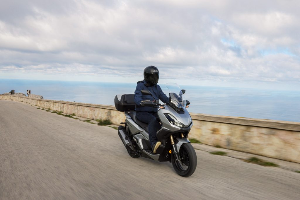 Honda ADV 350 - A2 Riders