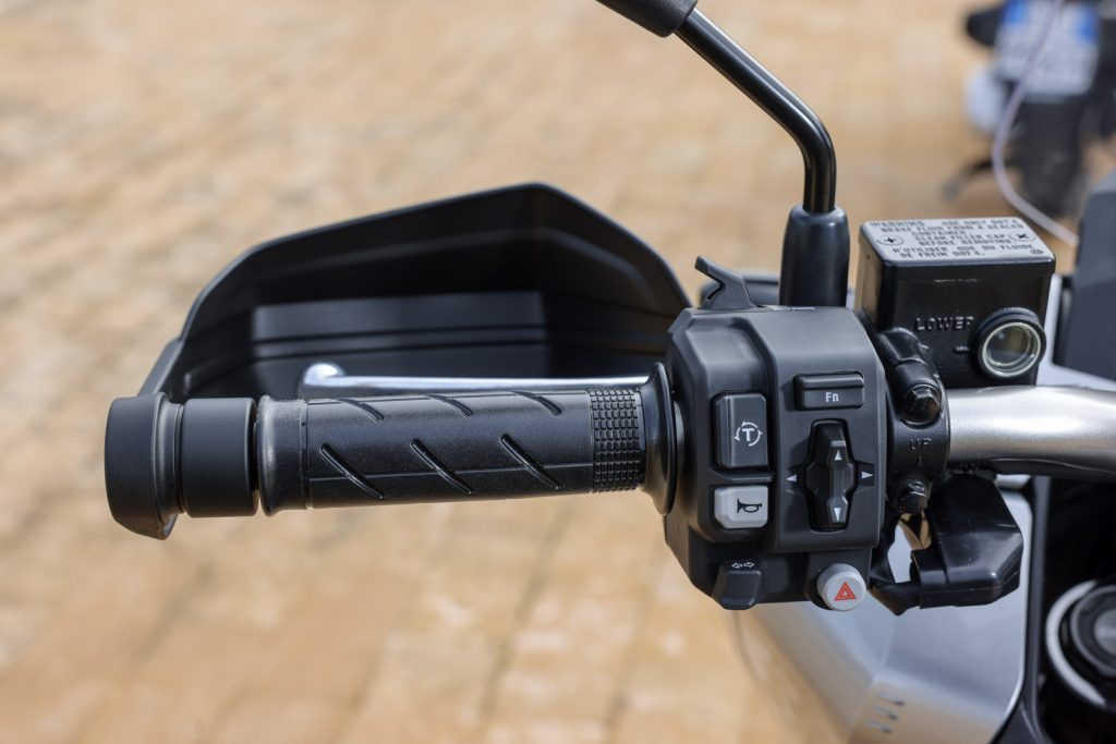 Honda ADV 350 - A2 Riders