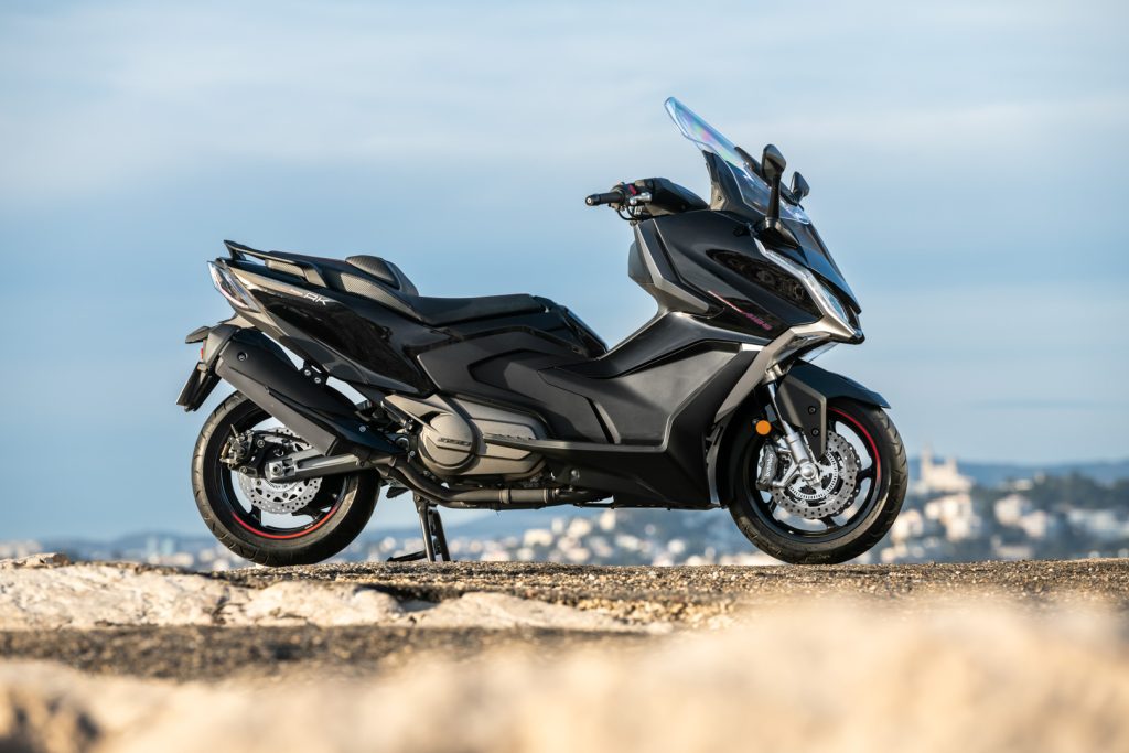 Kymco AK Premium - © A2 Riders